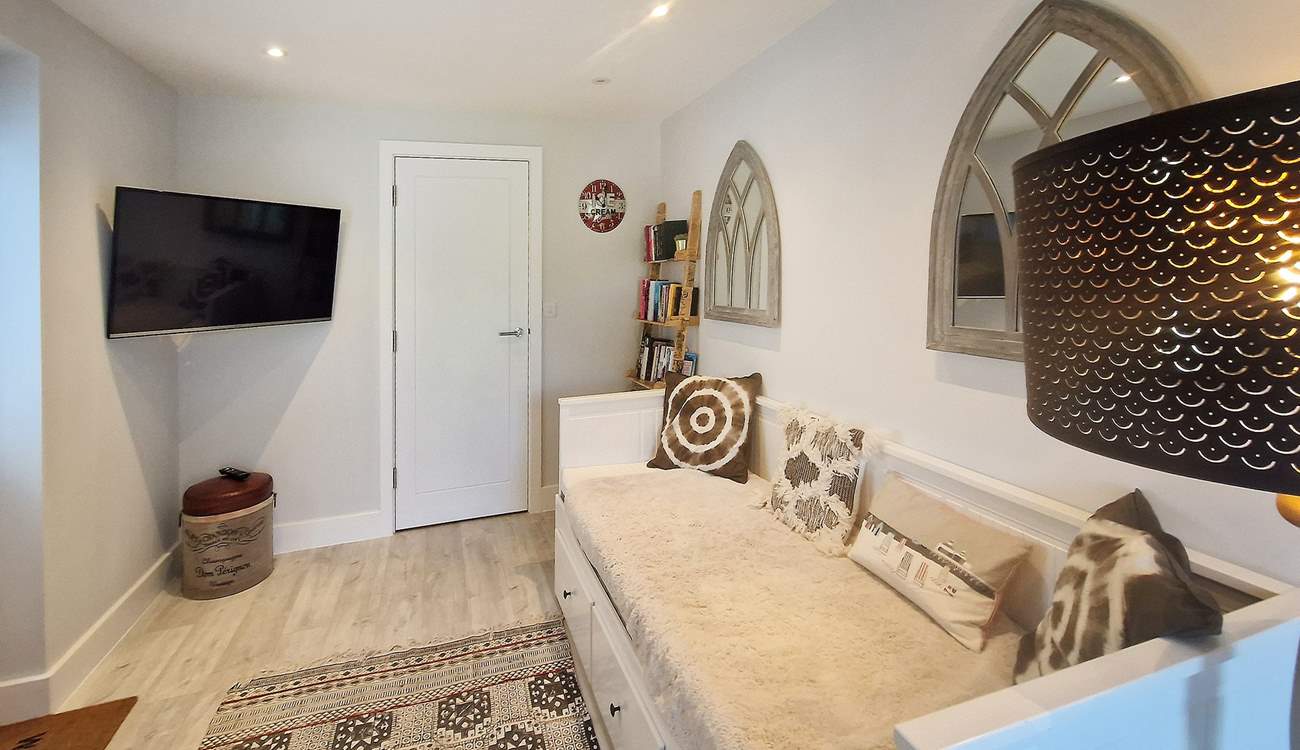 Complete with a Smart TV!