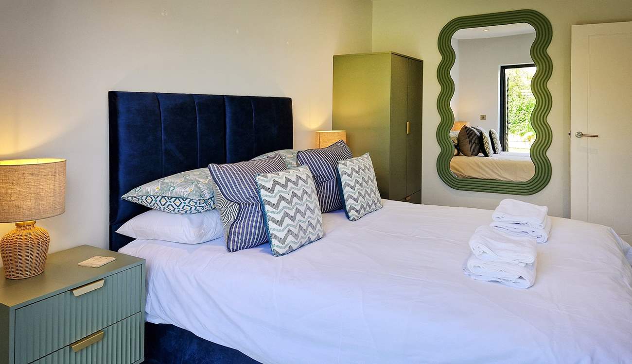 Bedroom 2 can be made up as a king or a twin.