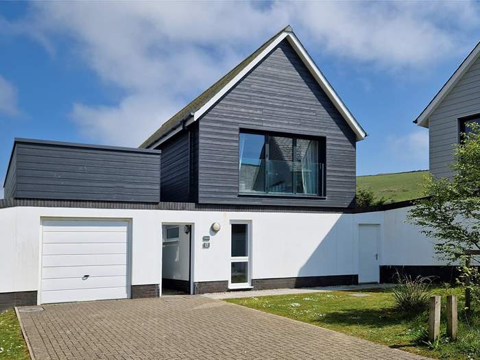 Trasona, Sleeps 6 in Croyde