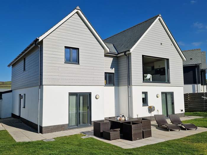 Sharlands 11, Sleeps 8 in Croyde