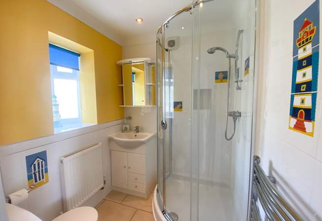 The en suite shower-room to the twin bedroom. 