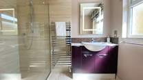 No queuing here with so many shower-rooms to choose from. 