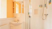 This is the first floor shower-room - so no queuing in the mornings here.