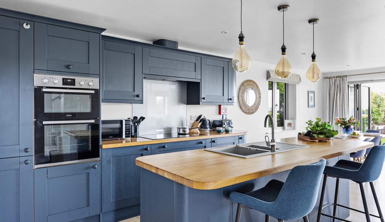 Oh so stylish - the kitchen is a dream!