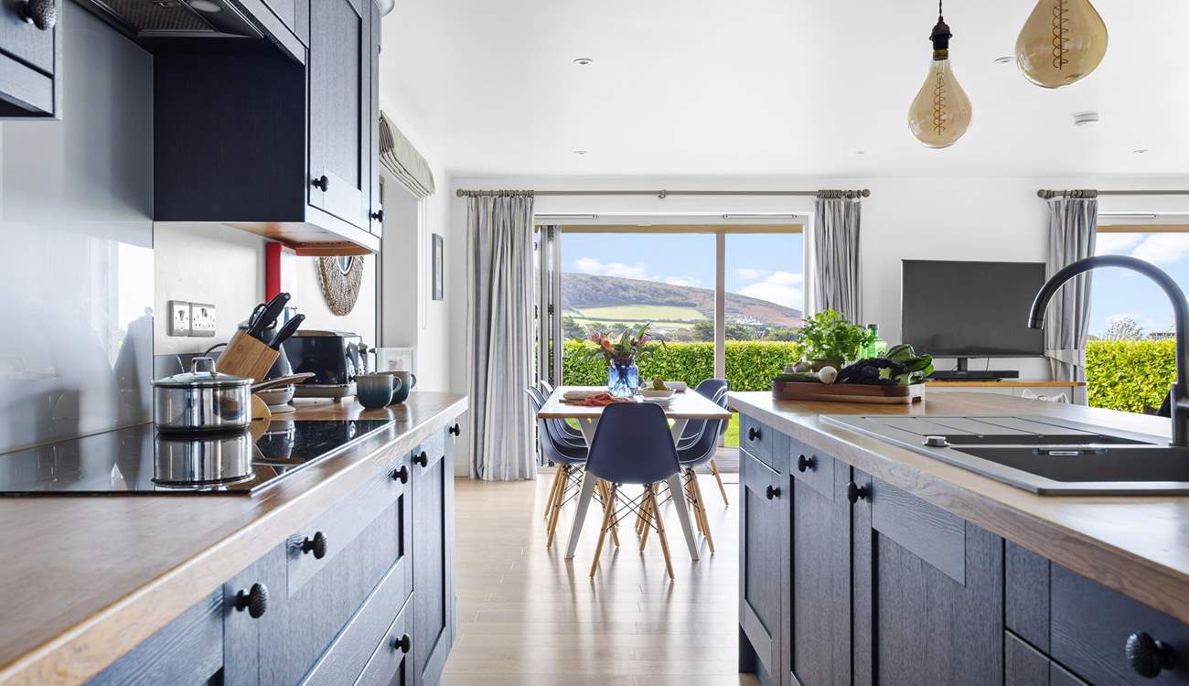 The kitchen has everything you need to create a culinary masterpiece. 