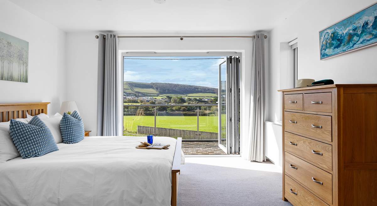 Just a beautiful room with a fabulous costal view.