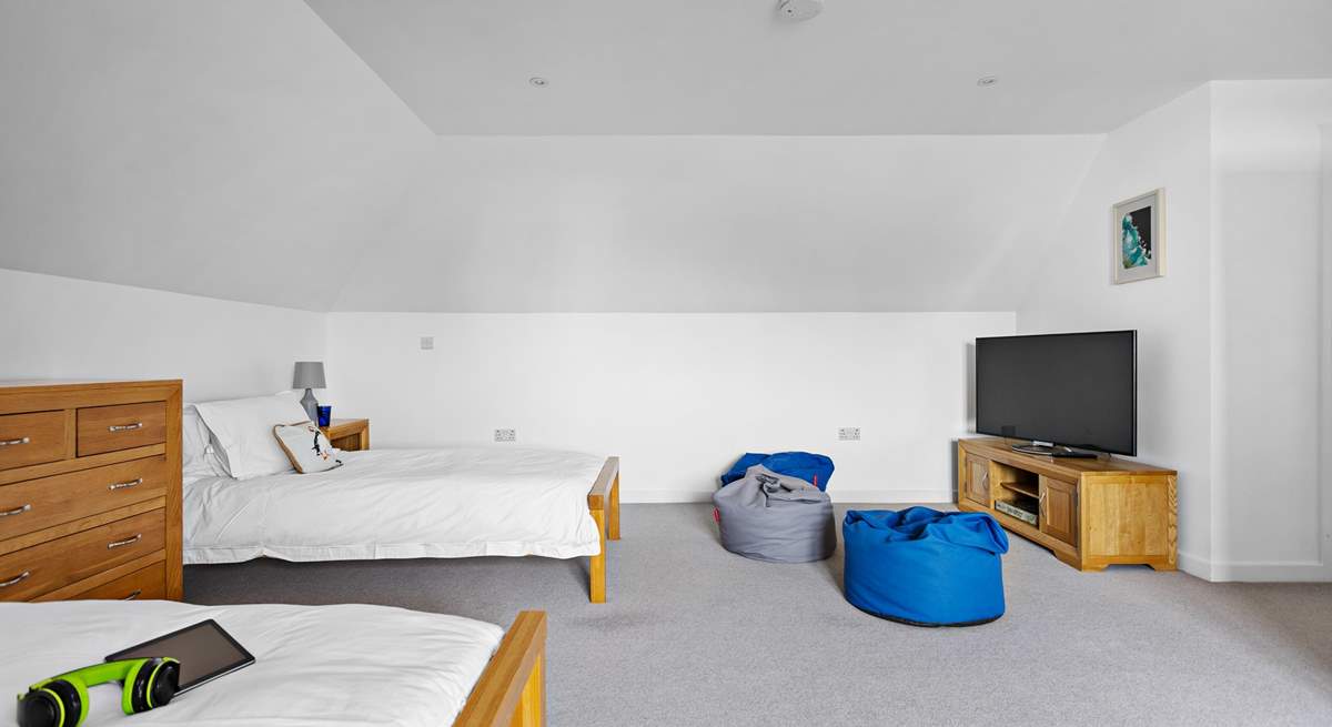 The perfect hangout room for teenagers with a shower en suite.