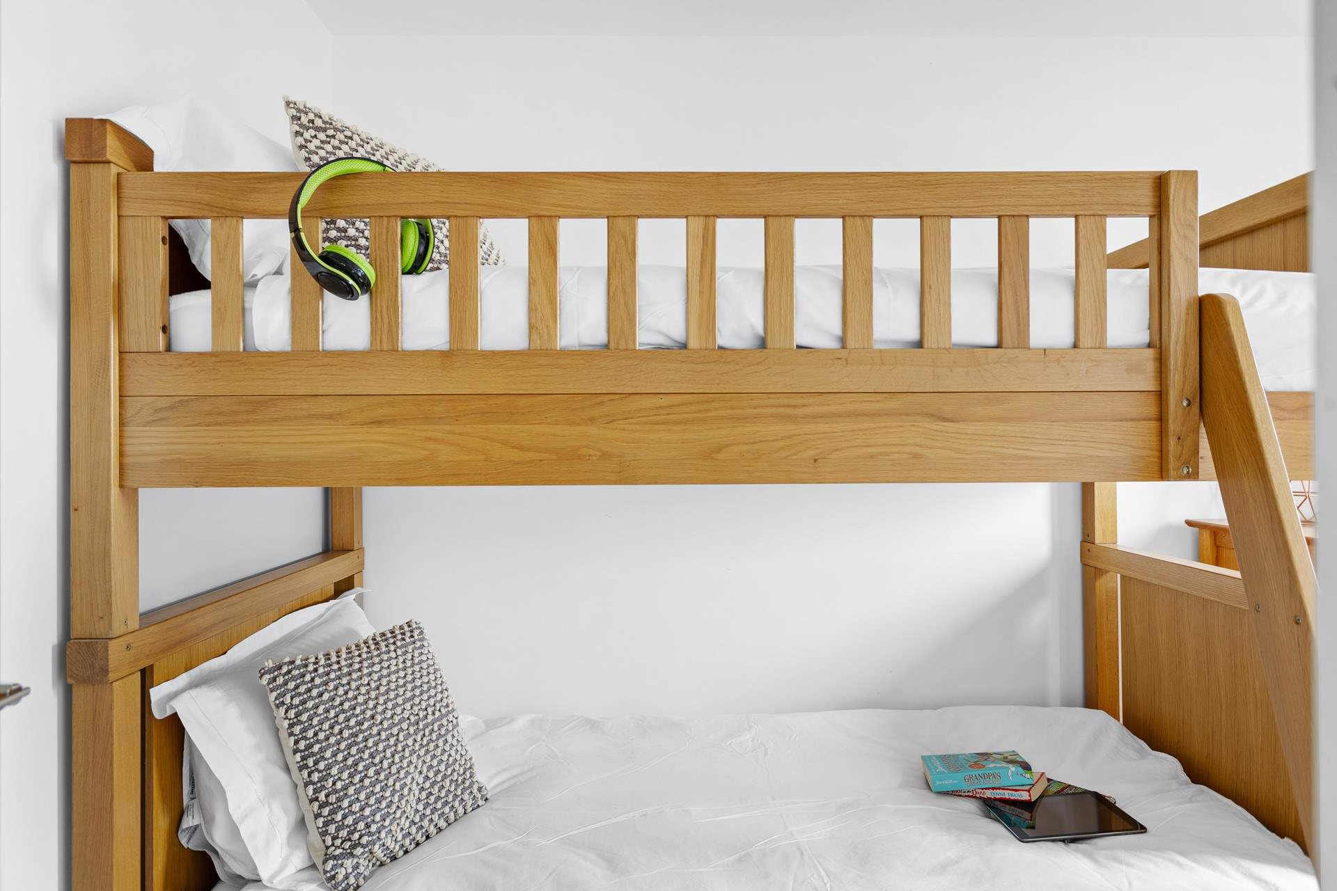 The downstairs bunkroom. 