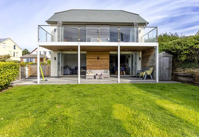 Enjoy the prime position of Horizons.