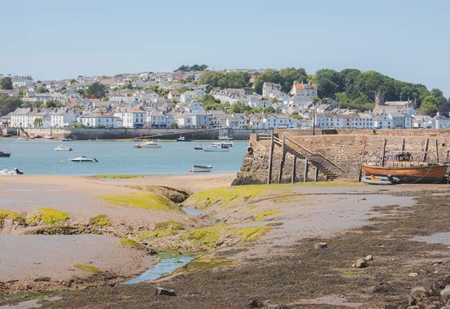 Instow, looking back towards Appledore. 