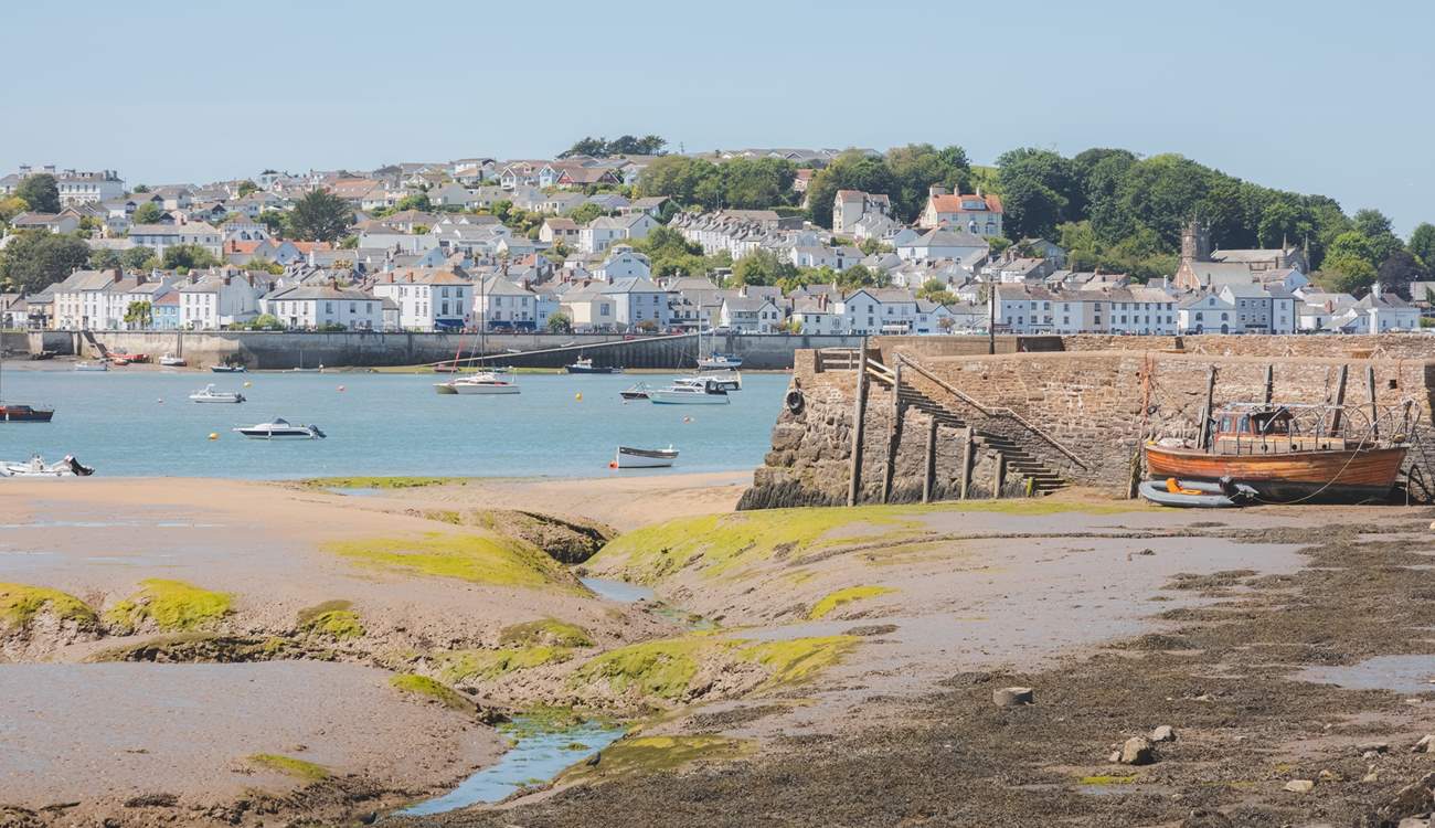 Instow, looking back towards Appledore. 