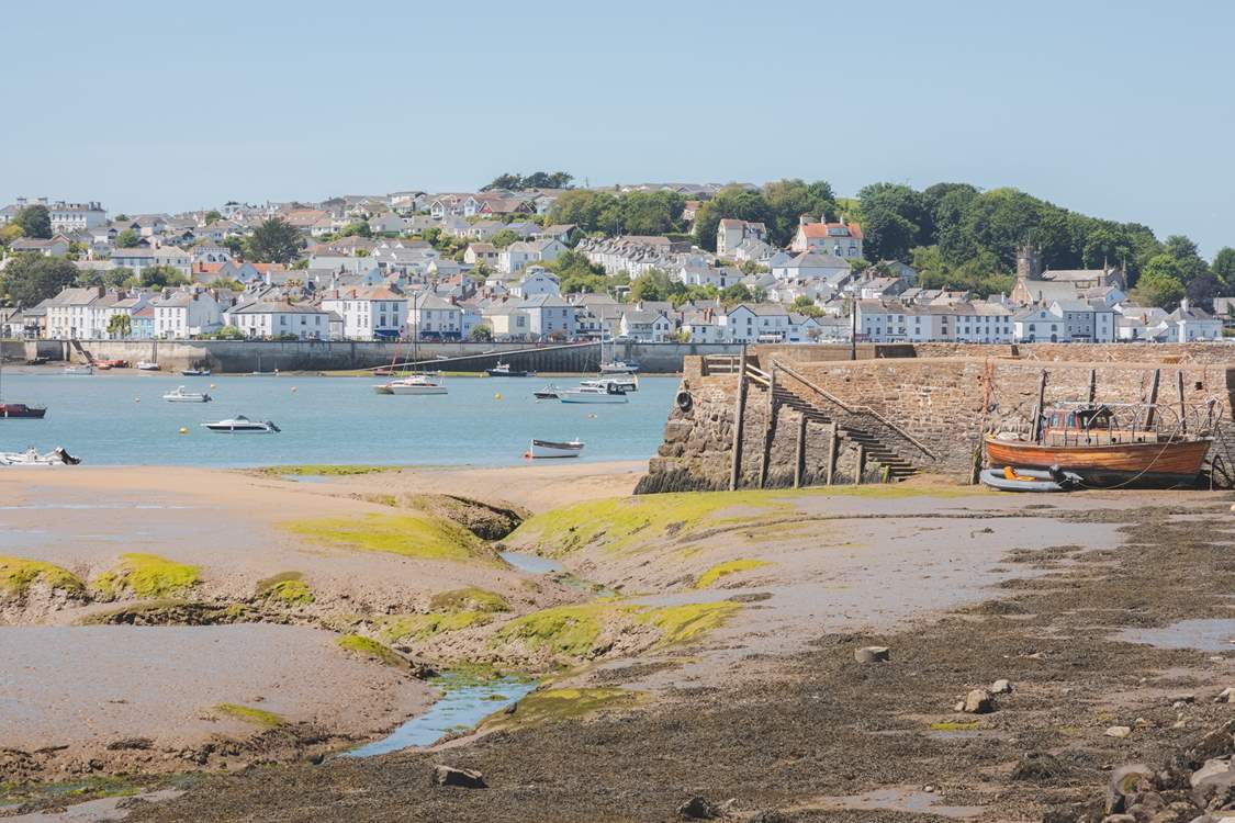Instow, looking back towards Appledore.