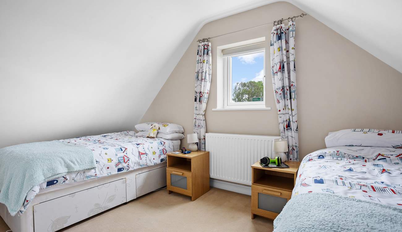 The second twin room. 