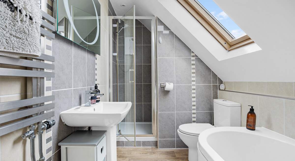 The family bathroom on the first floor. 