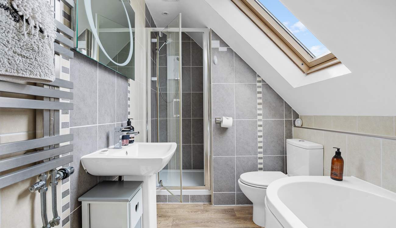 The family bathroom on the first floor. 