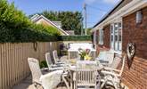 Dine alfresco, the perfect holiday pastime.  - Thumbnail Image
