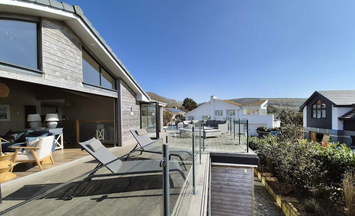 From dawn until dusk enjoy the outside space.