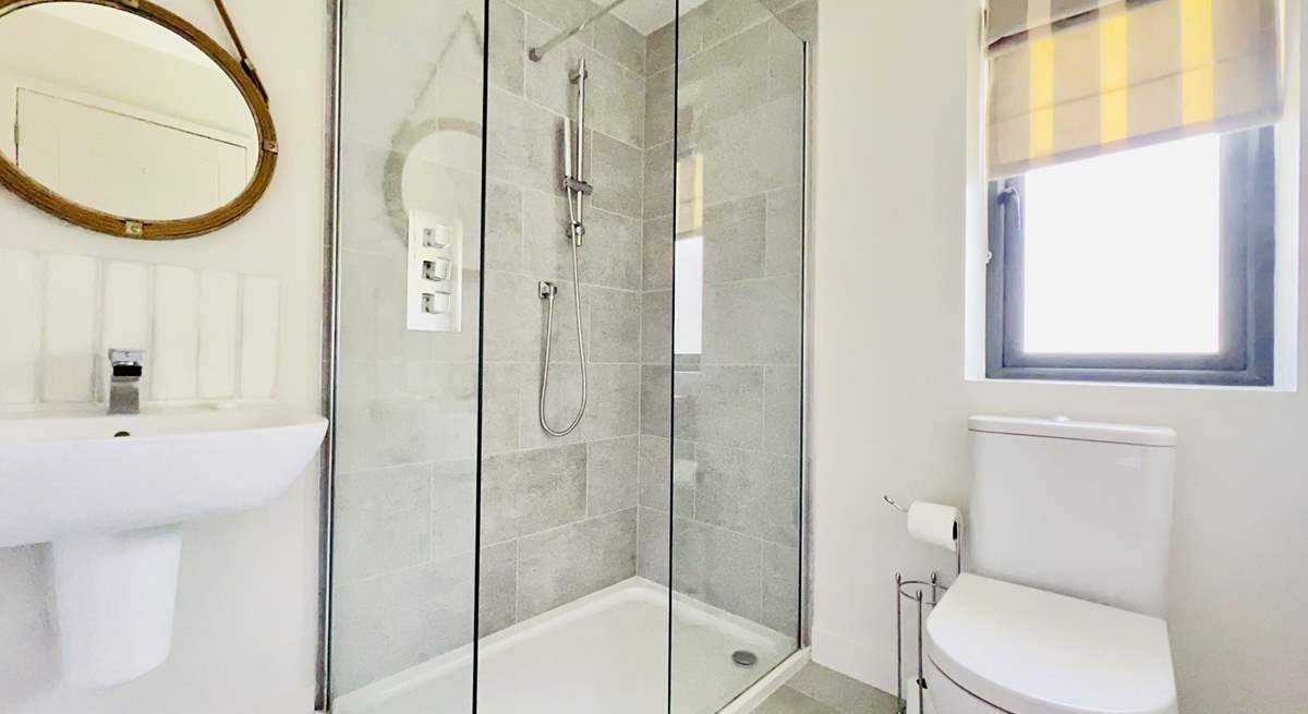 Another en suite shower-room.
