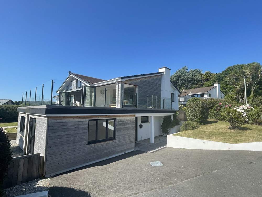 4 Ora Close is really rather special.