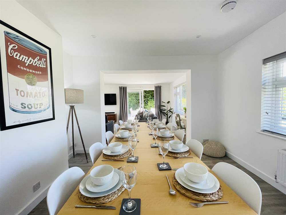 Enjoy holiday meals at the dining table.