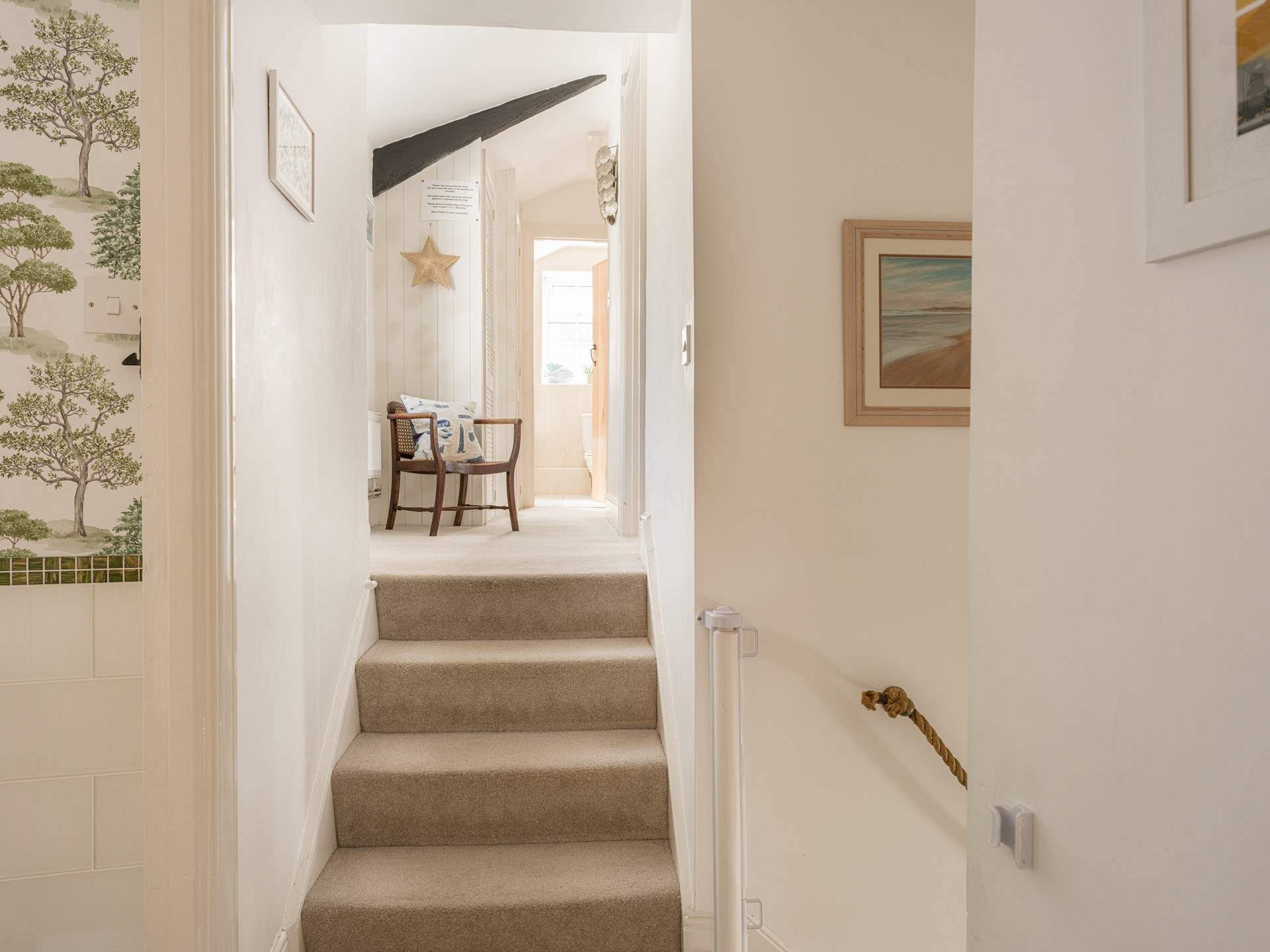 The top landing is split level.
