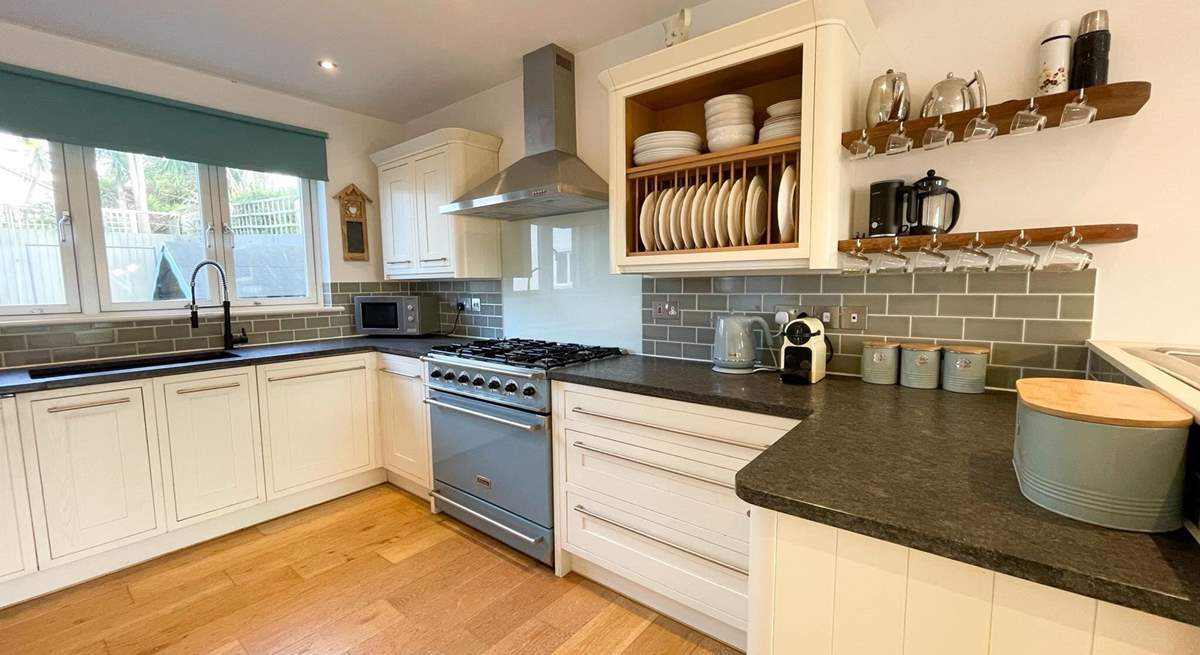 The super stylish kitchen/diner. 