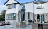 Enjoy alfresco dining in the Devonshire fresh air.  - Thumbnail Image