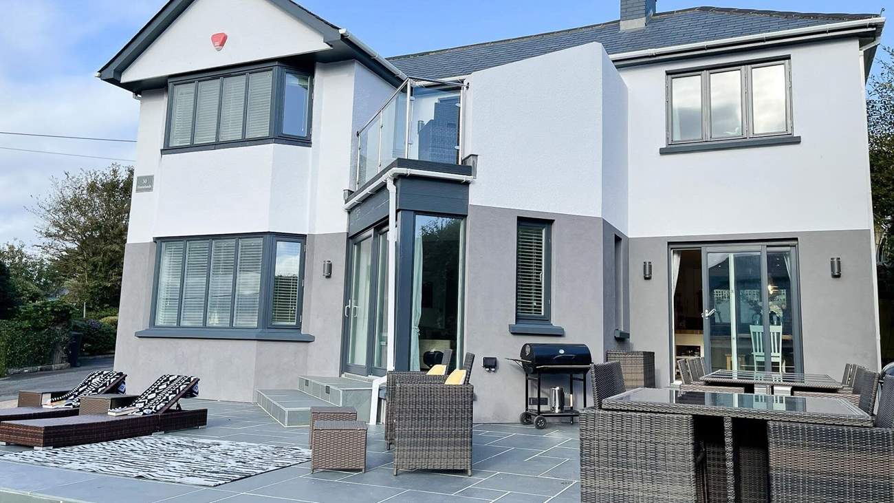 Enjoy alfresco dining in the Devonshire fresh air.