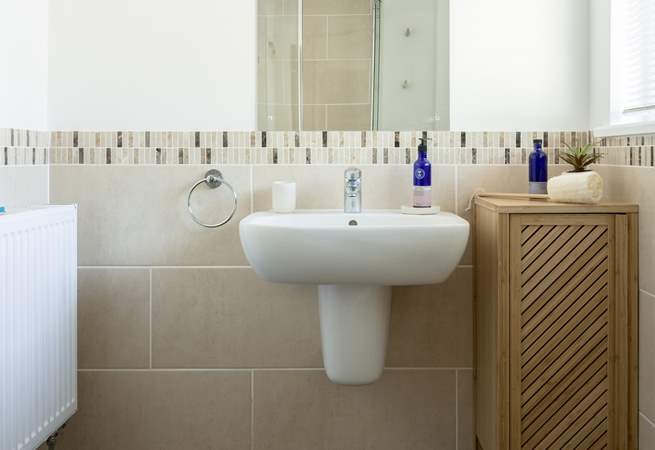 The family bathroom sits on the first floor.