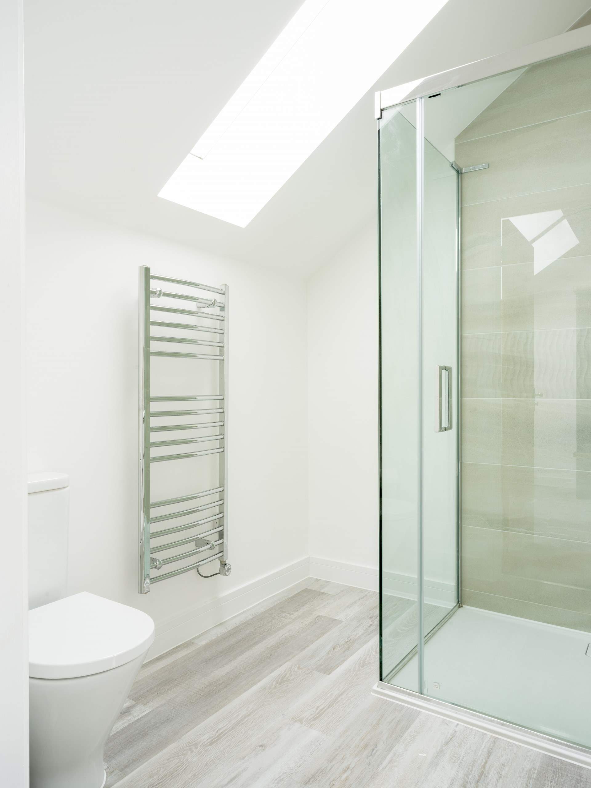 There will be no queuing for a bathroom when staying at Capella. 