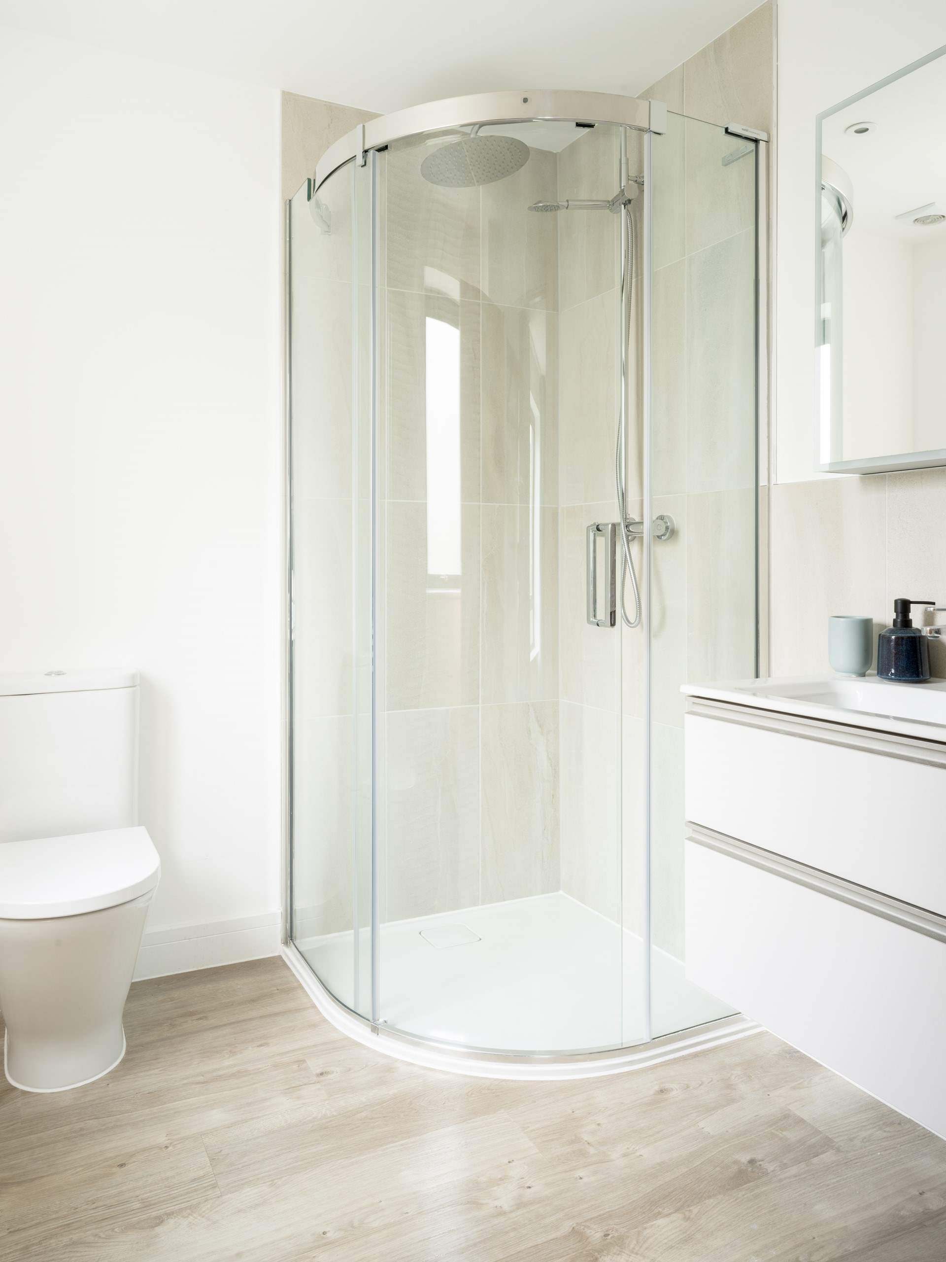 The en suite shower room.