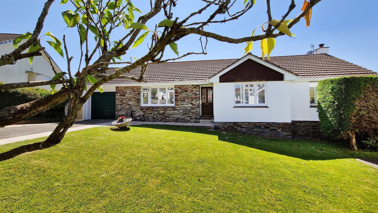 Ocean Brow is a beautiful holiday home, perfect for a family or group of friends.