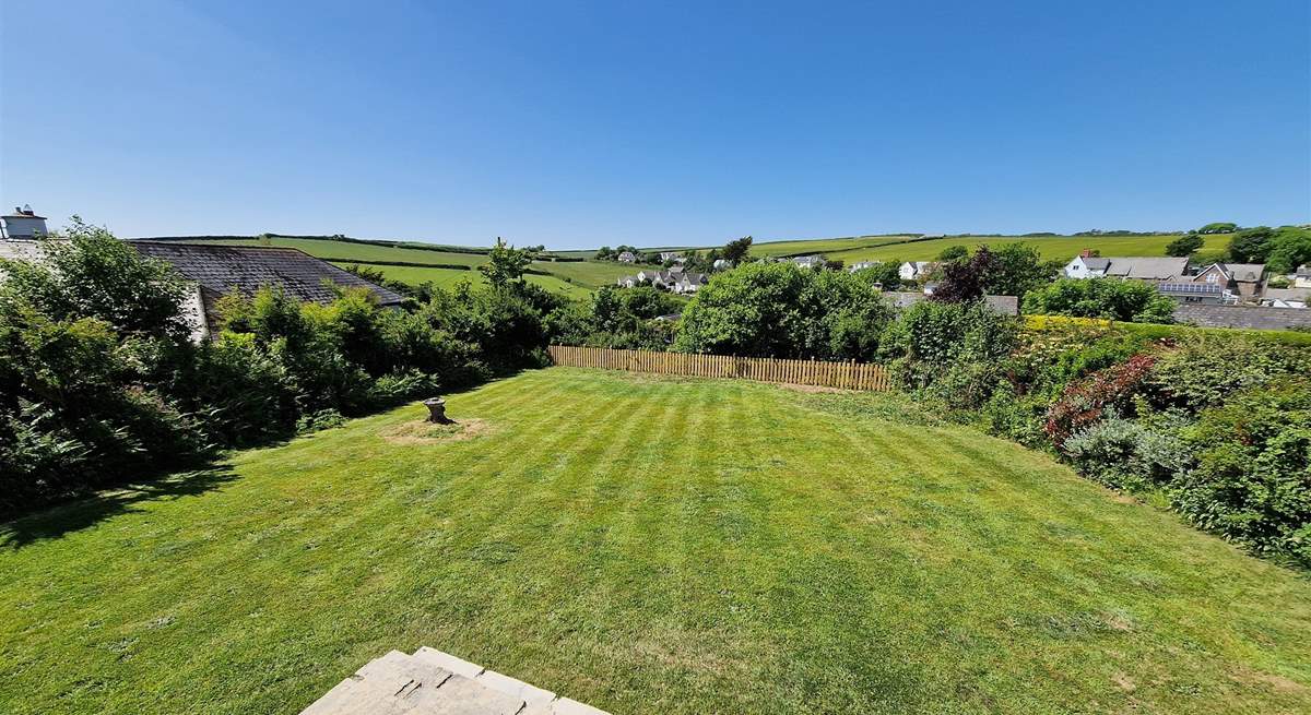 The large lawn is ideal for kids and dogs to let off steam.