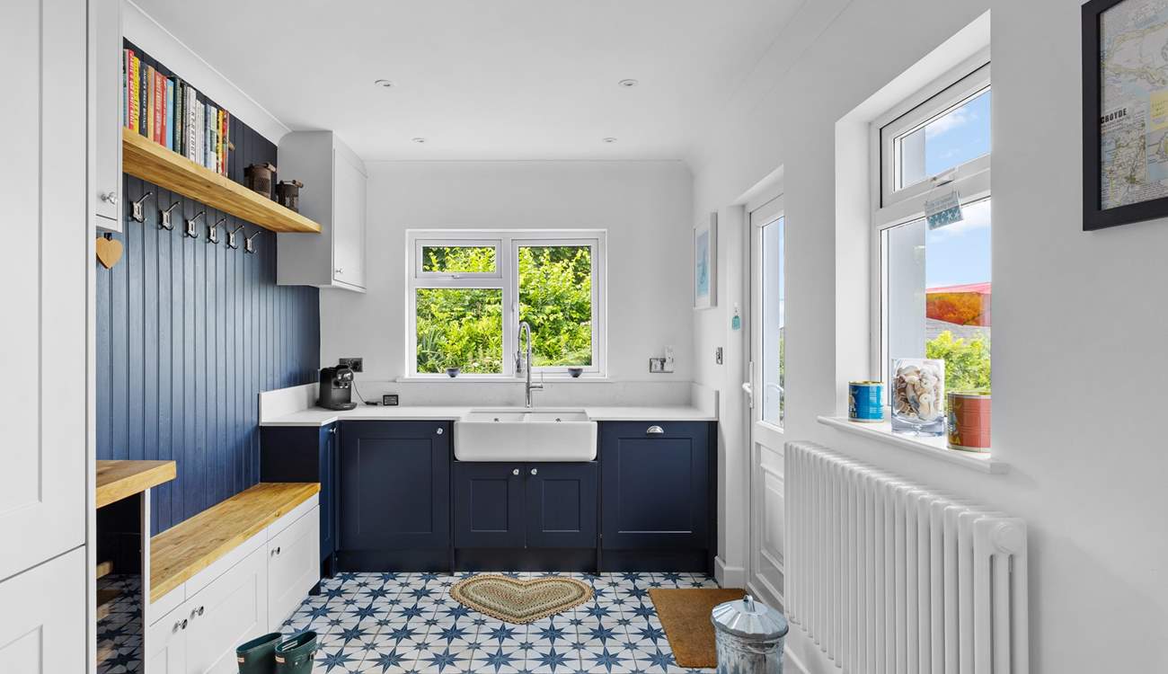 The utility area is ideal for storing coats and shoes. 