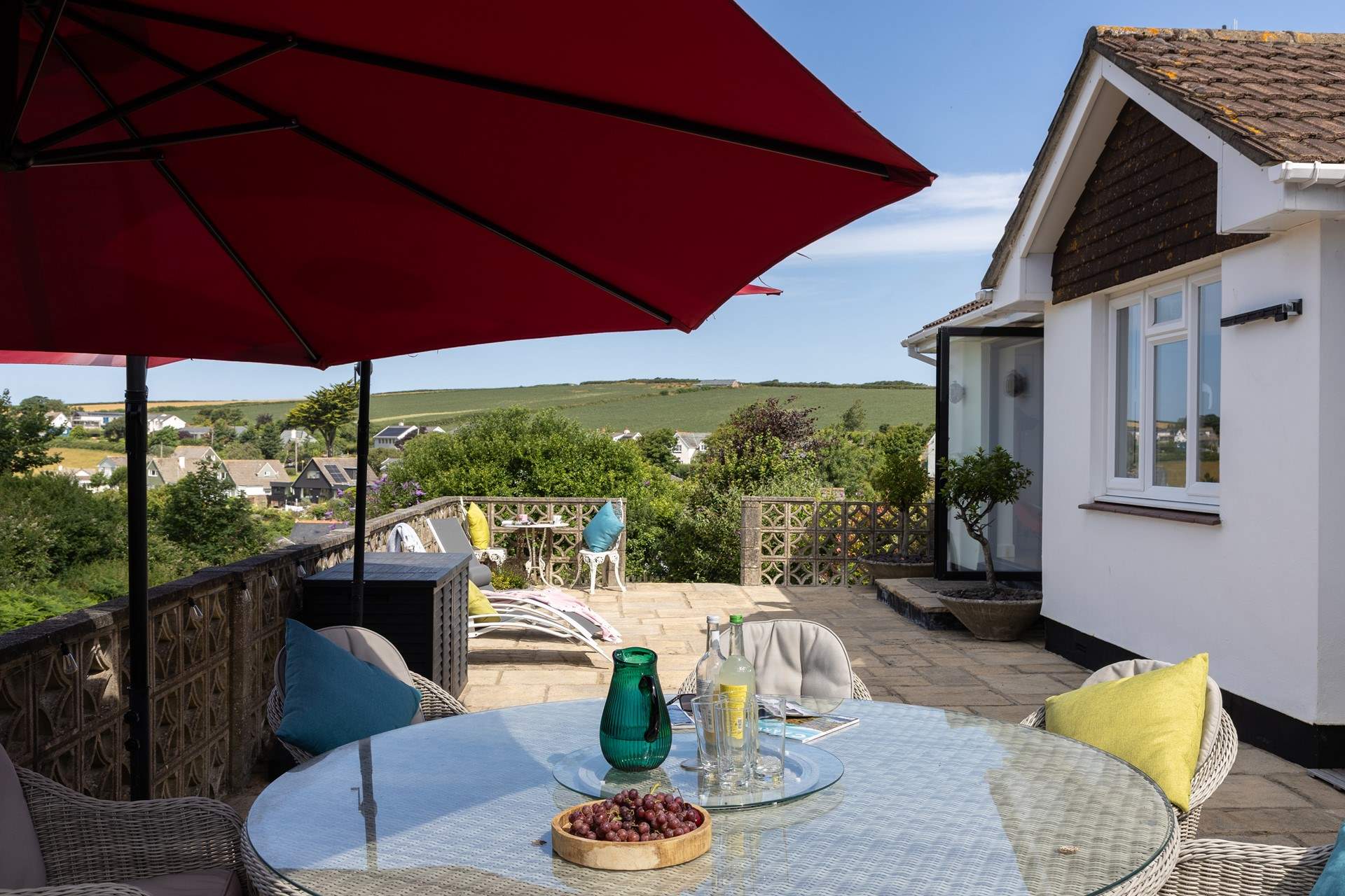 Surrounded by open countryside and call of the ocean a very shirt drive away.