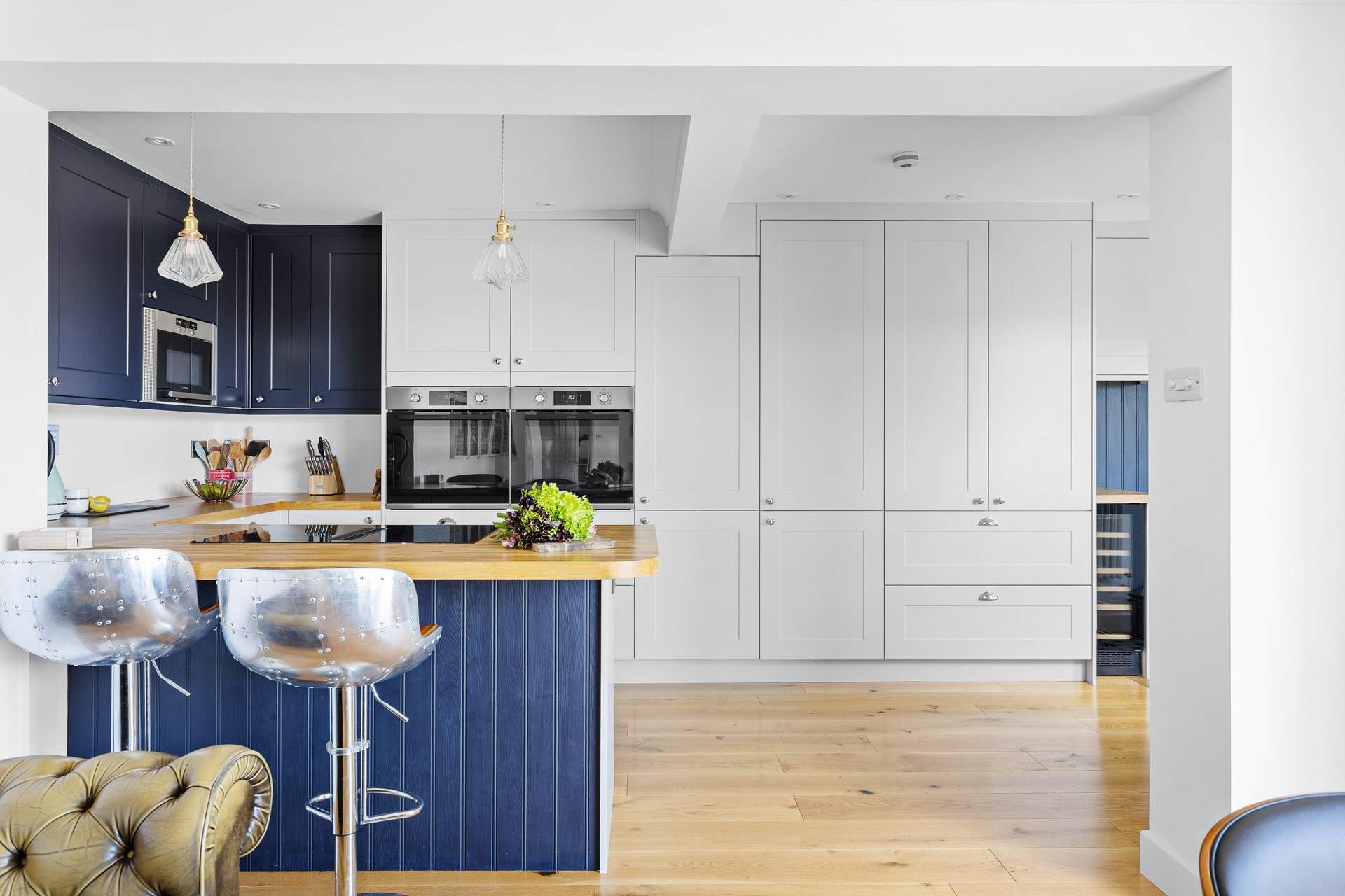 Perch at the breakfast bar and chat with the chef. 