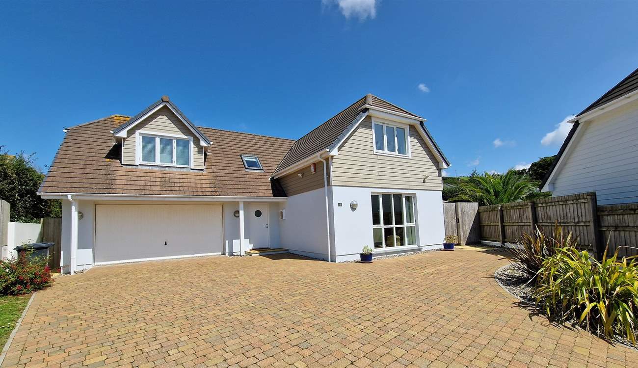 Shoreline View awaits your arrival.