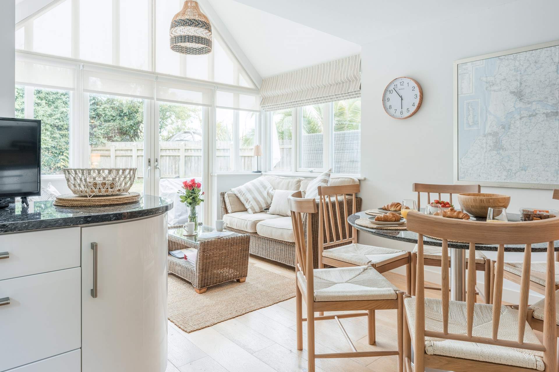The kitchen/diner is perfect for sociable holidays. 