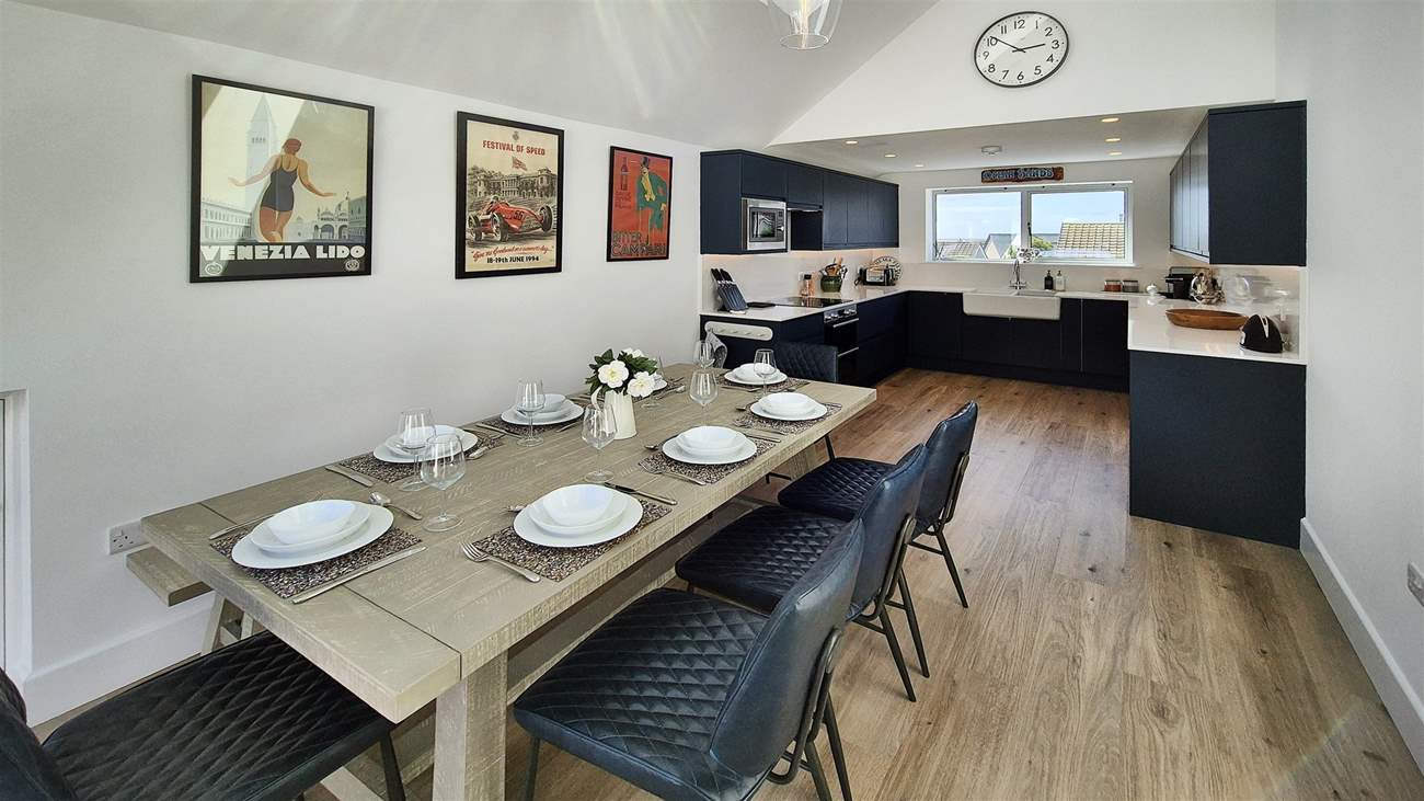 The kitchen and dining area is lovely and light.
