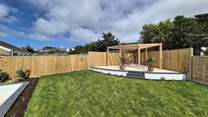 The garden is perfect for summer days.