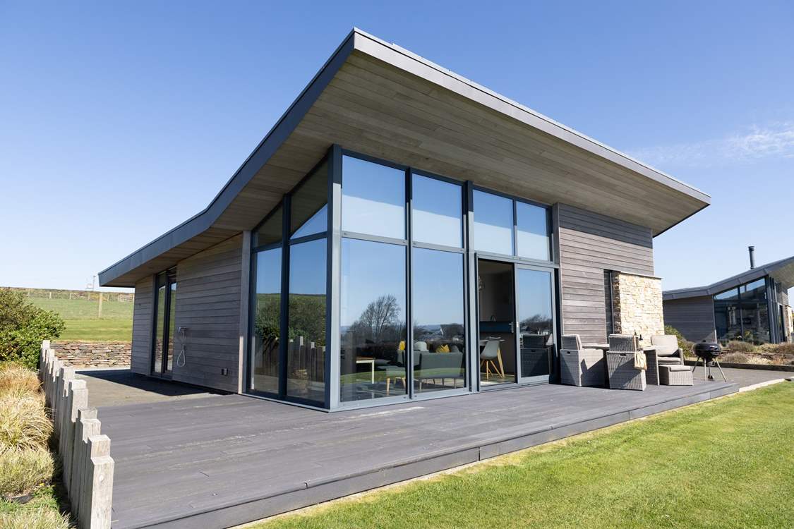 Welcome to Millook. Your holiday lodge overlooking the sea awaits.