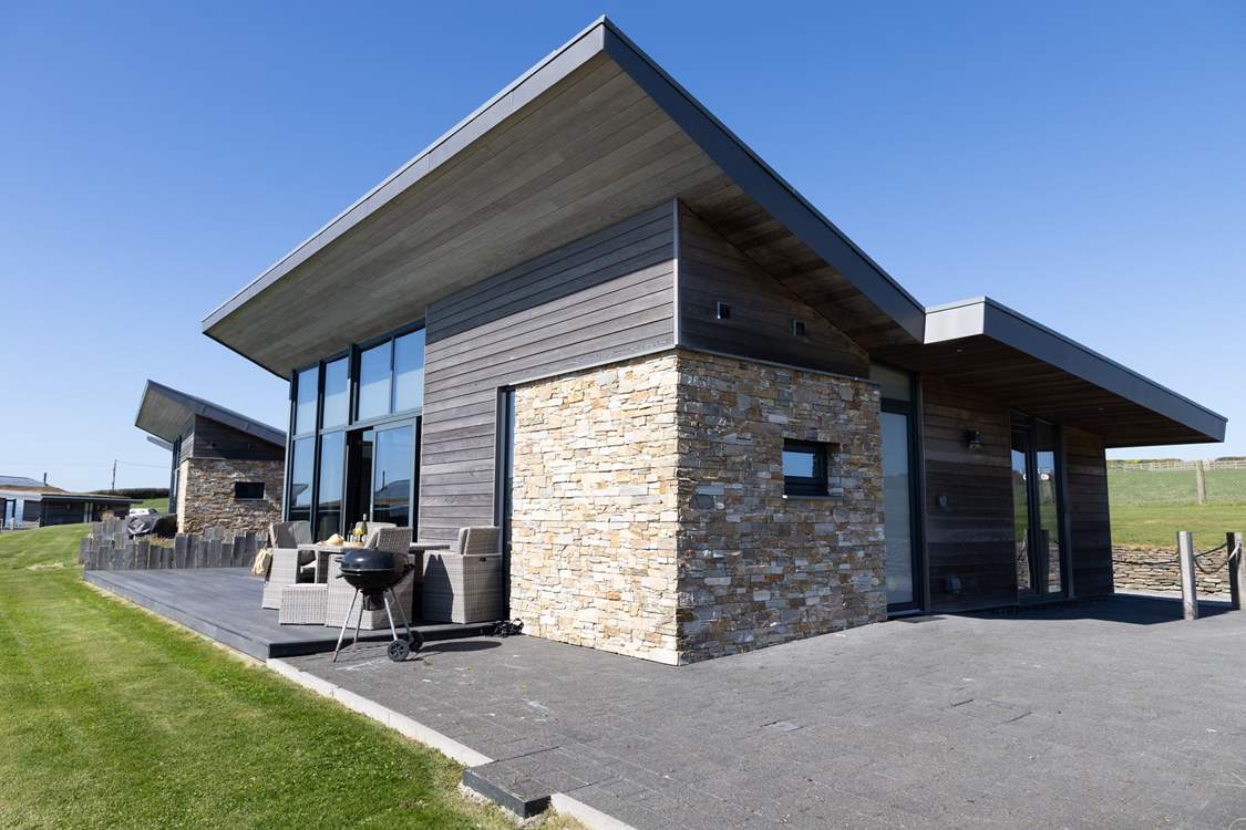 Sit back and relax on the decking area whilst the chef rustles up a feast on the barbecue.