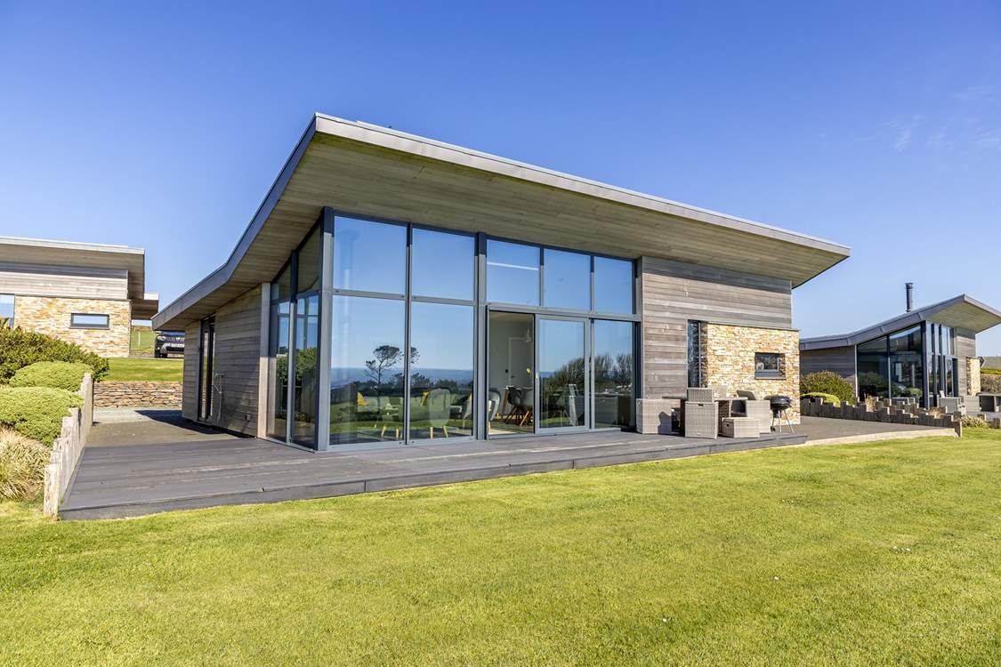Northcott is surrounded by seven identical holiday abodes making the site feel exclusive and rather special.