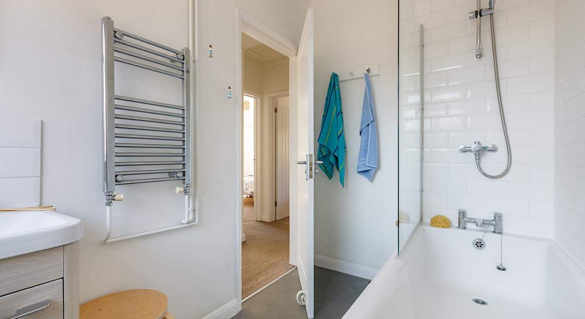 Youngsters can enjoy a bubble bath in the family bathroom.