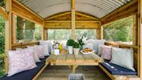 During the warmer months, breakfast al fresco is a must! 