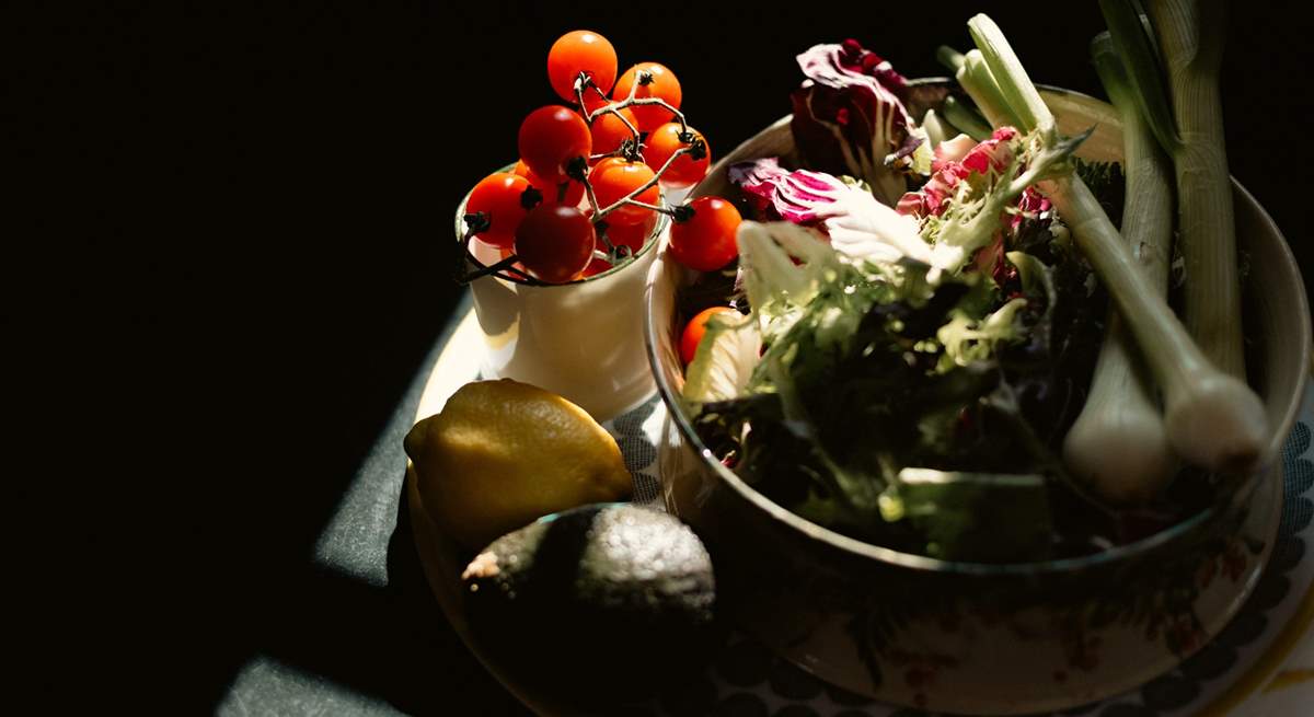 There are lovely ceramics to show off your creations. 