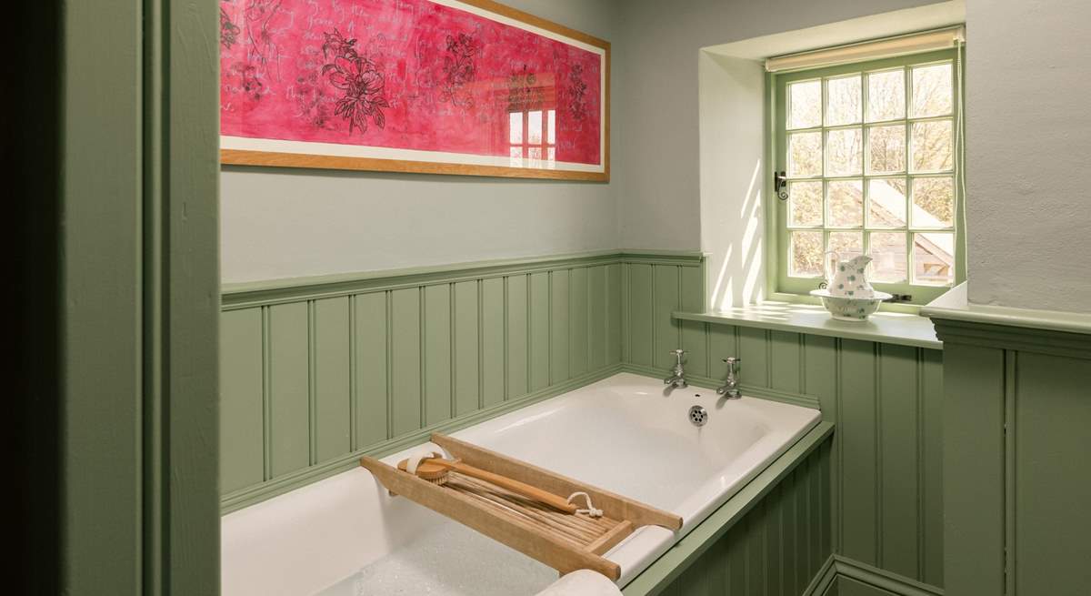 Fill the bath with bubbles and relax. 