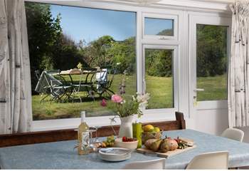 A tranquil setting to make happy holiday memories.