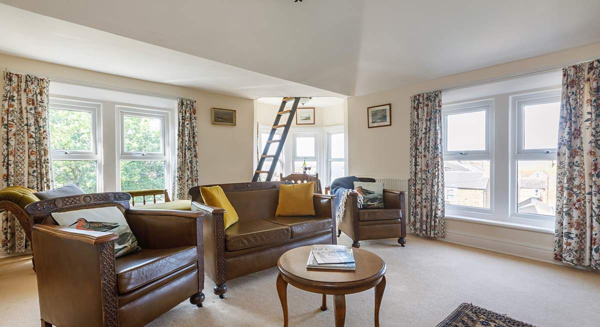 Enjoy the views from the sitting-room or climb the ladder to the rooftop and enjoy the views.