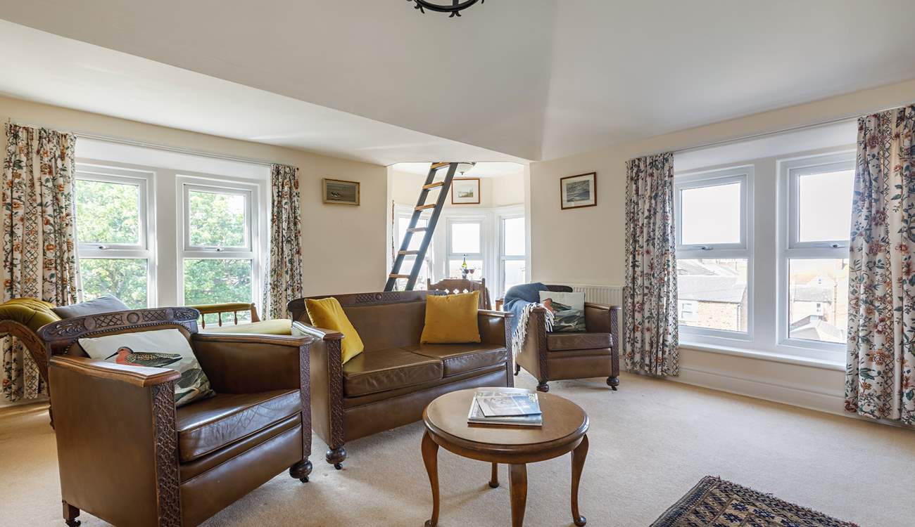 Enjoy the views from the sitting-room or climb the ladder to the rooftop and enjoy the views.